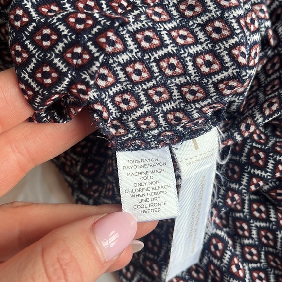 Loft Mixed Geo Peasant Blouse Brown Tile Floral -  size medium - Picture 15 of 16